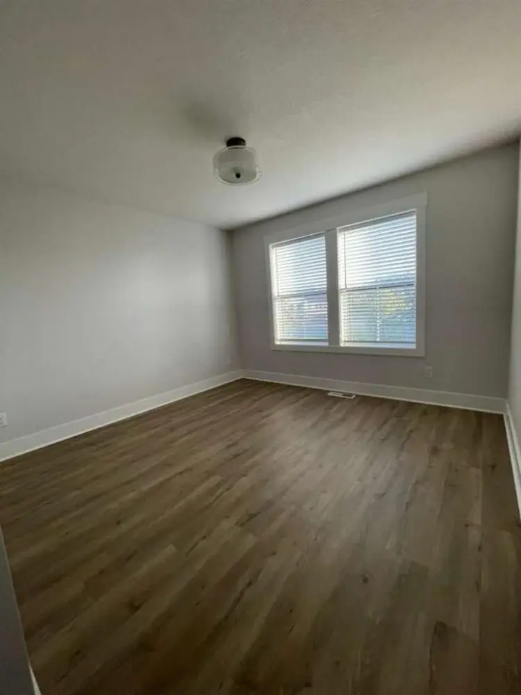 Rooms for rent