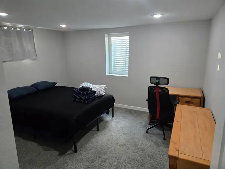1 Bedroom in Applewood Golden