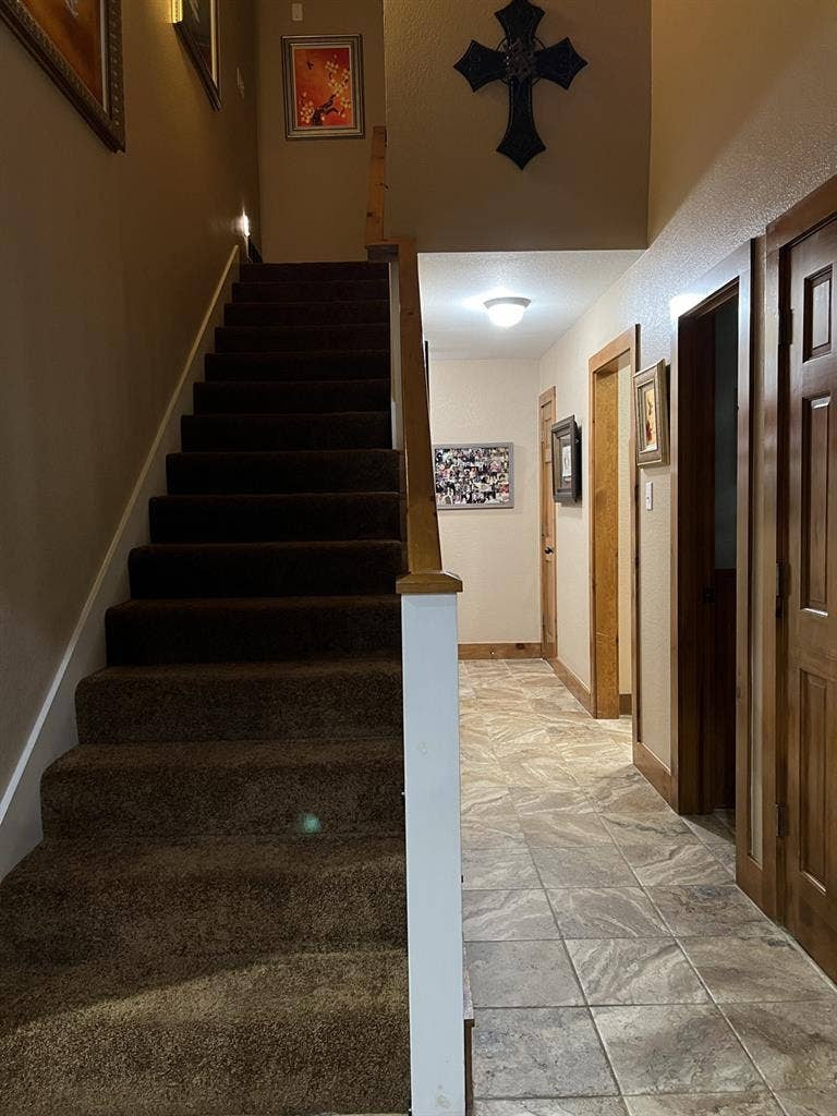 I am looking for a roommate