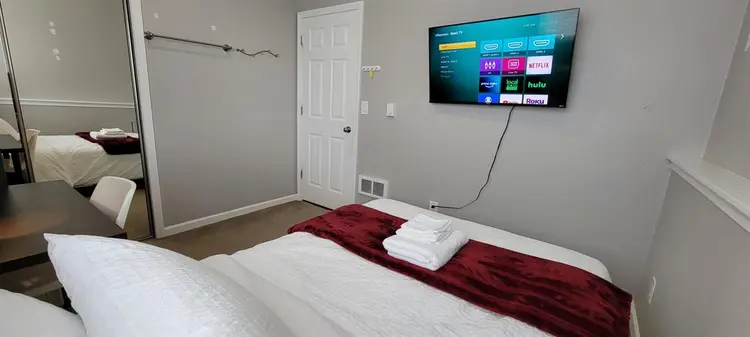 Private Bedroom J - Utilities Inc