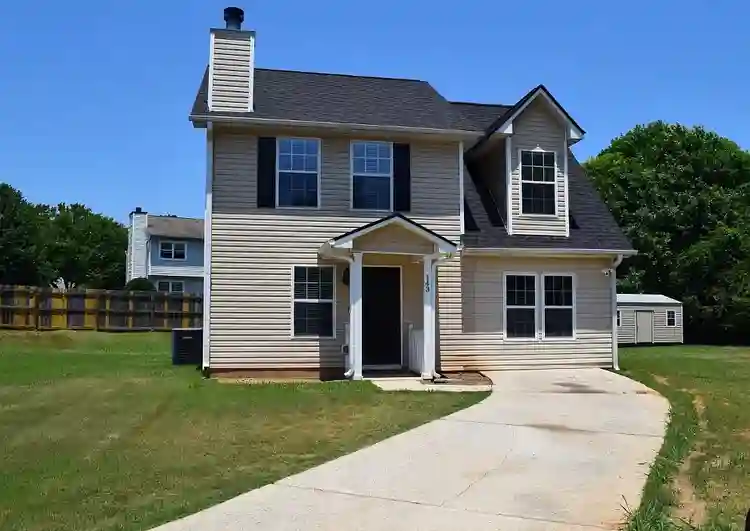 4 BR in Jonesboro