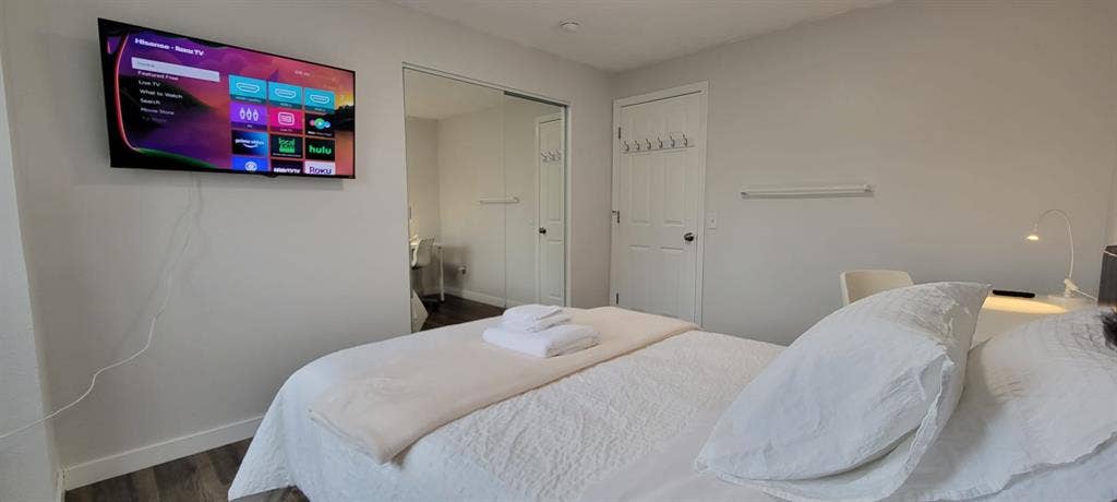 Private Room O - Utilities Inc