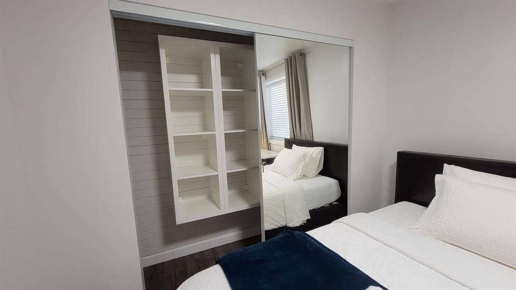 Private Room S - Utilities Inc