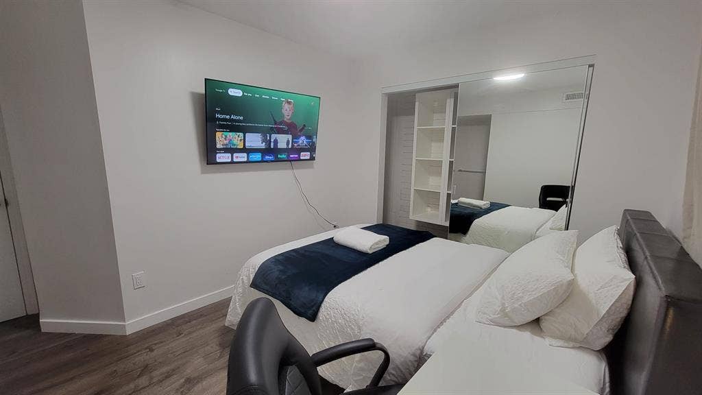 Private Room S - Utilities Inc
