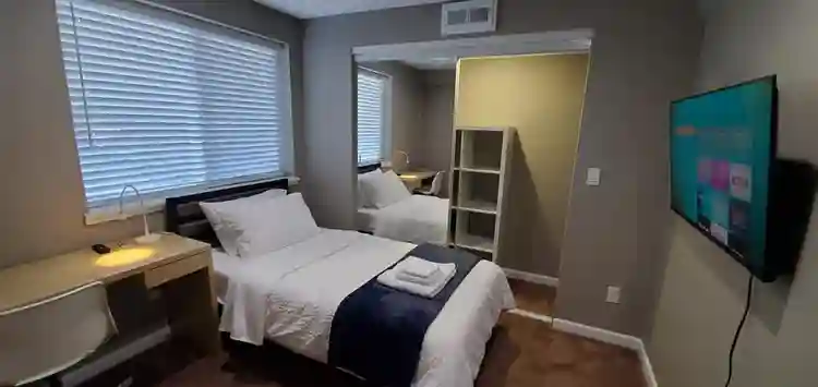 Private Room G - Utilities Inc