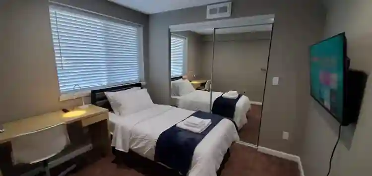 Private Room G - Utilities Inc
