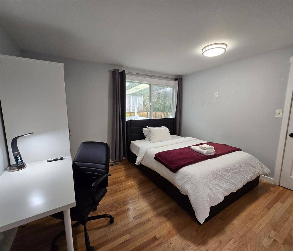 Private Room D - Utilities Inc