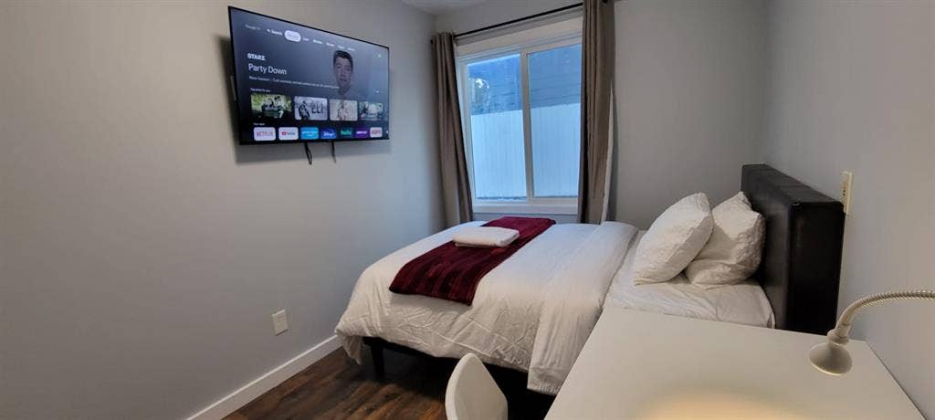 Private Room E - Utilities Inc