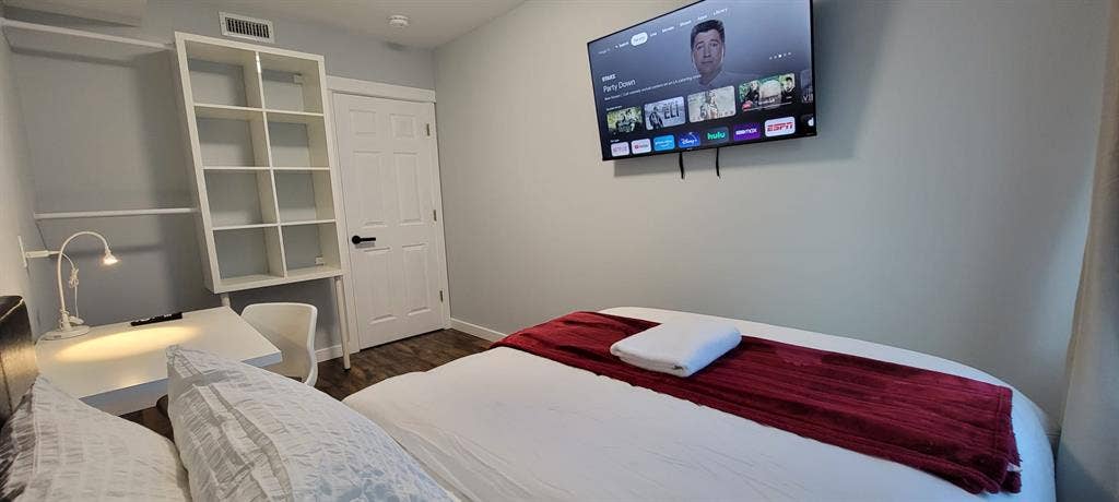 Private Room E - Utilities Inc