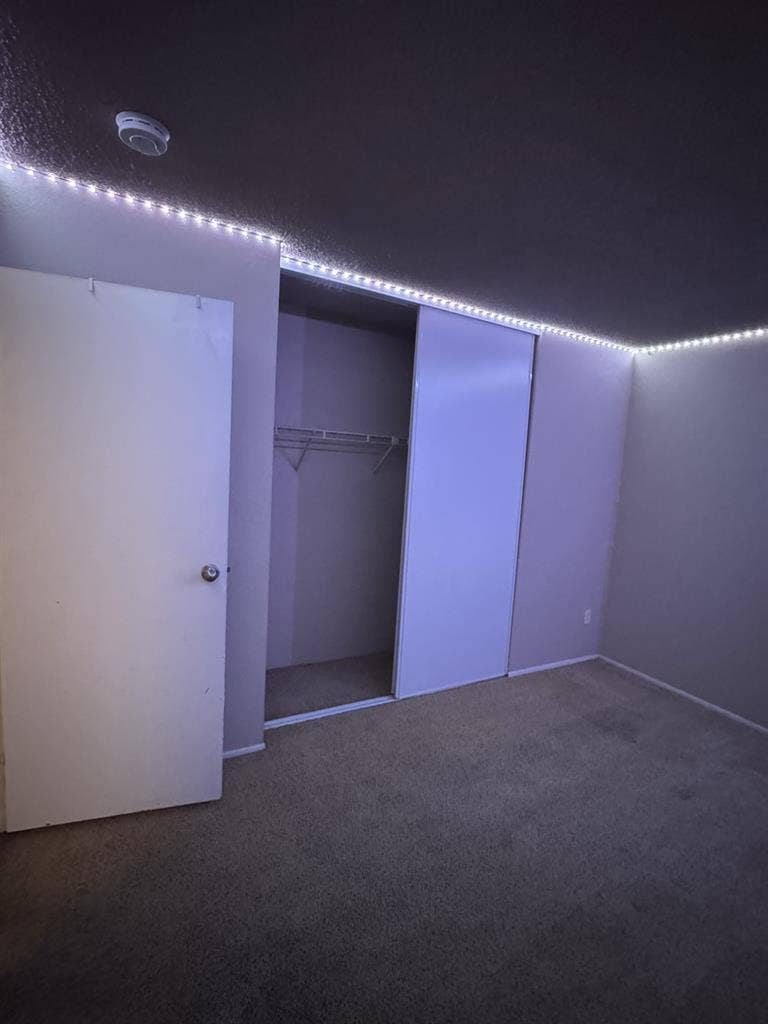Renting room in South Natomas