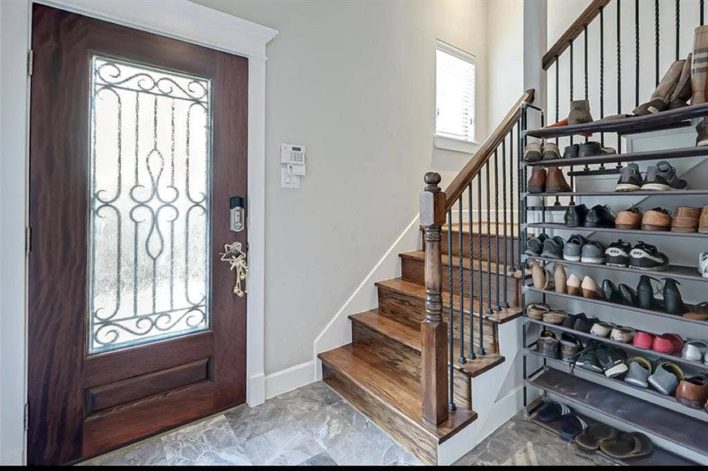 Room for rent in the greater height
