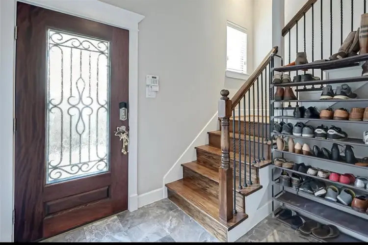 Room for rent in the greater height