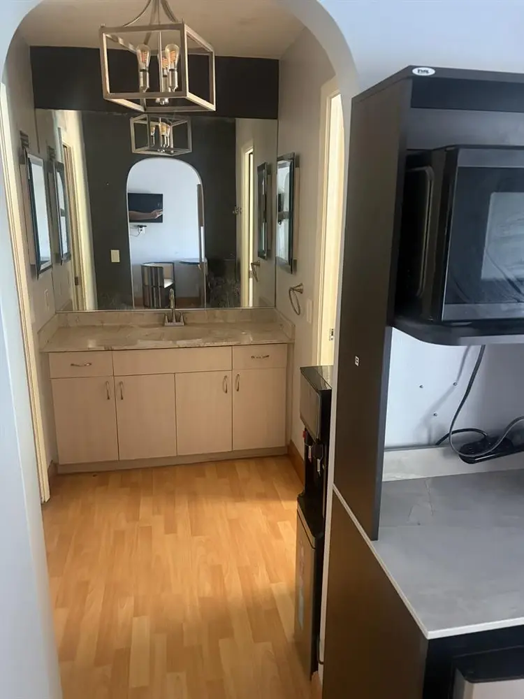Private Furnished One-Bedroom Suite