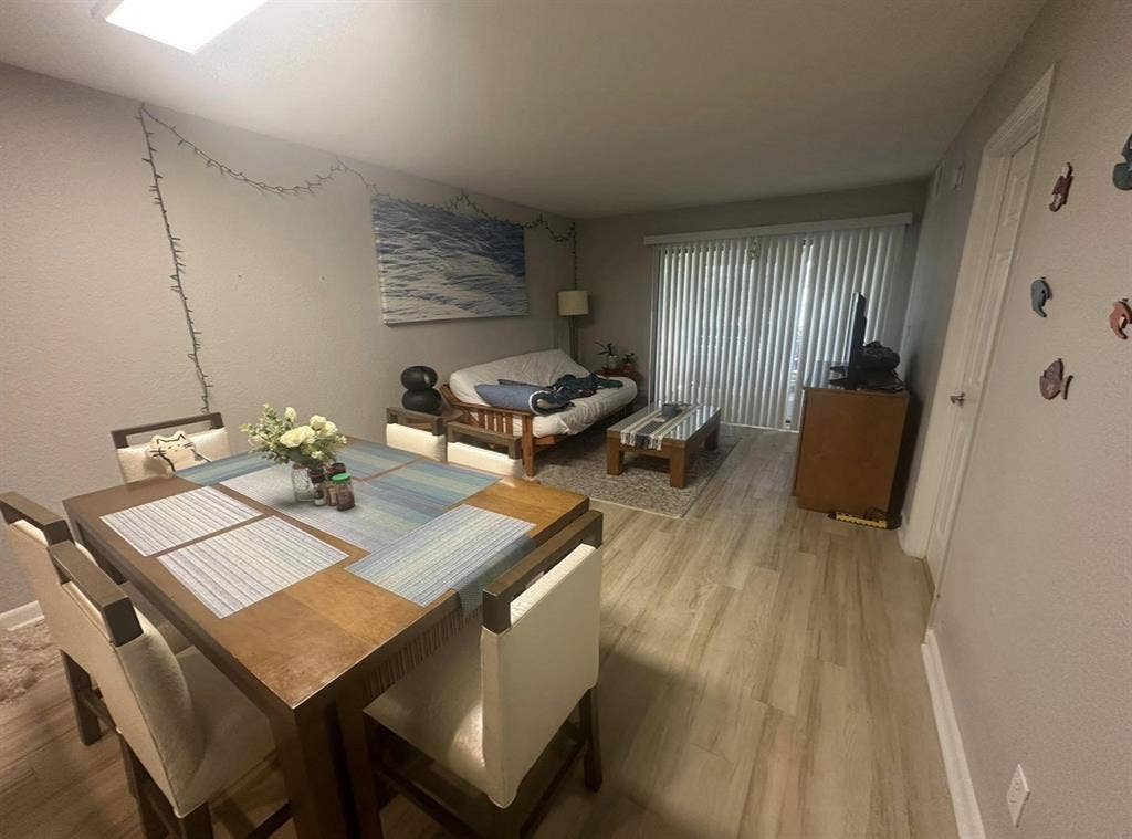 Roommate wanted