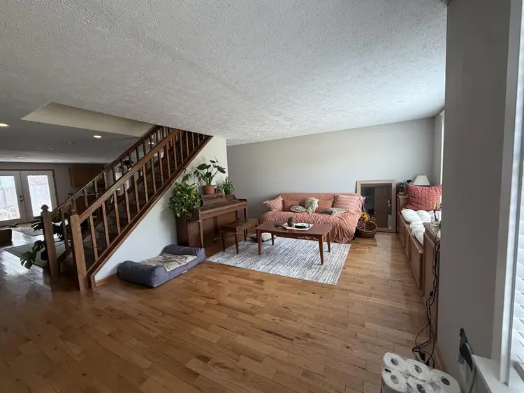 Single Room Listing,