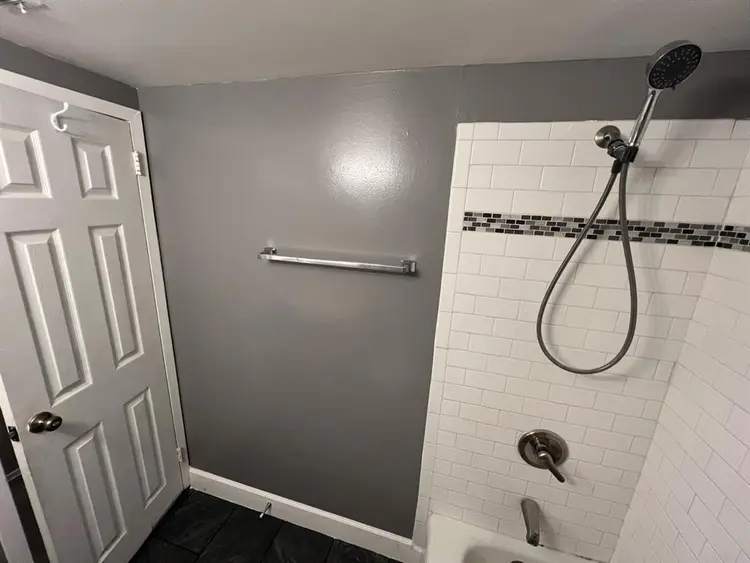 Room for rent in Gaithersburg area.