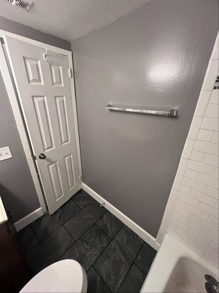 Room for rent in Gaithersburg area.