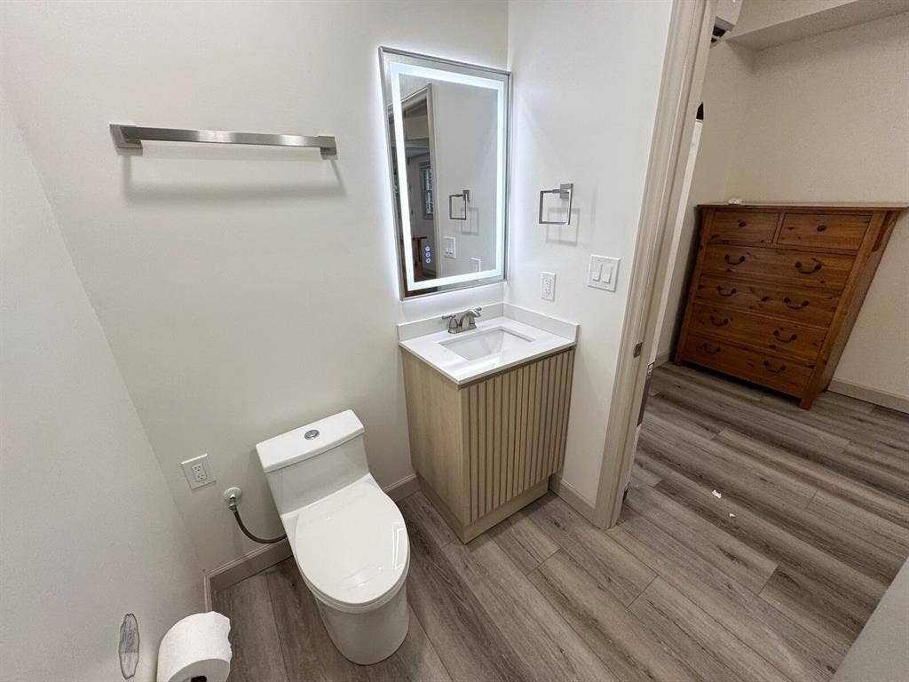 Furnished rooms from $700 rent