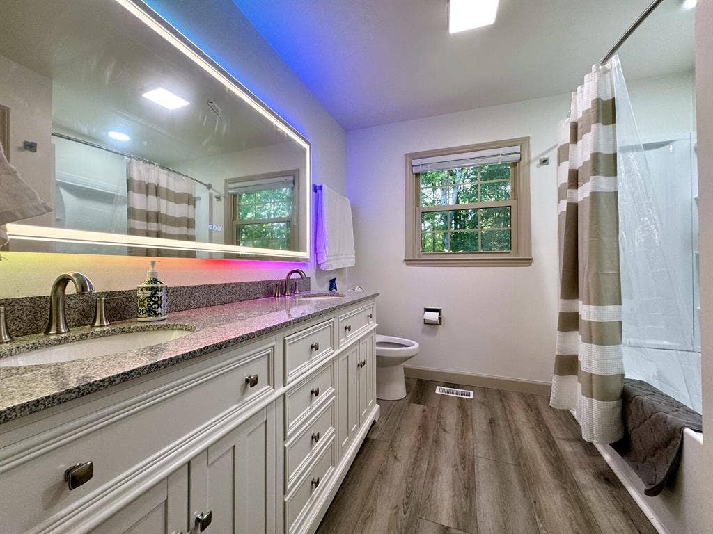 Furnished rooms from $700 rent