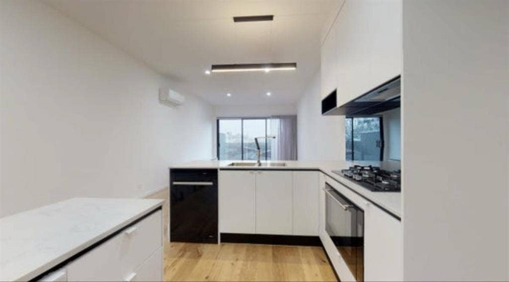 Room Available | Female Only Flat