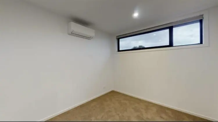 Room Available | Female Only Flat