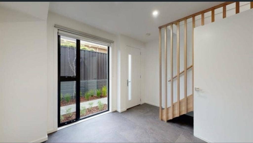 Room Available | Female Only Flat