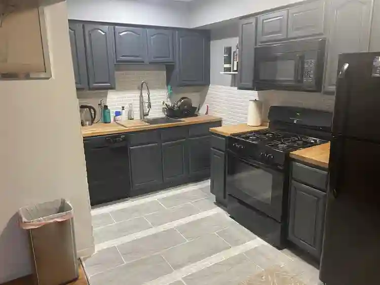 Fully furnished room shared unit