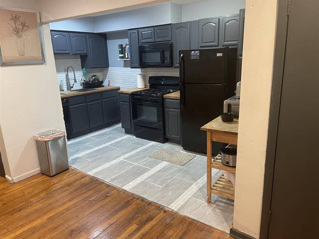 Fully furnished room shared unit