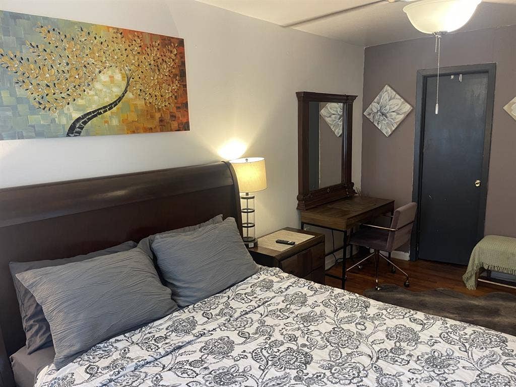 Fully furnished room shared unit