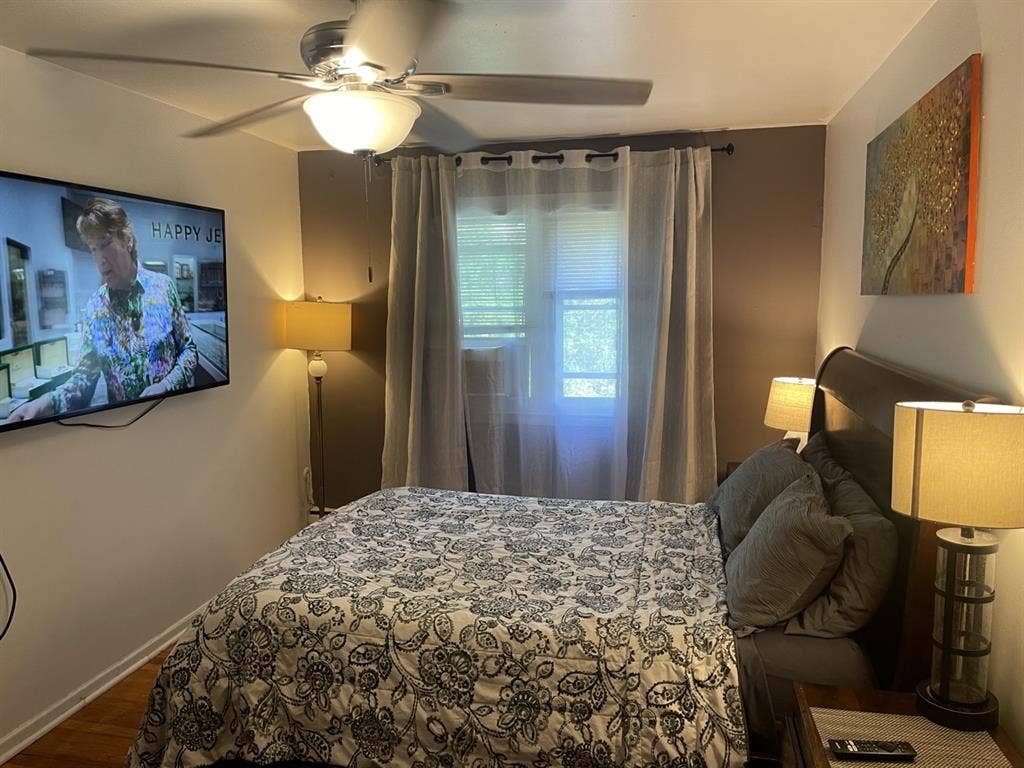 Fully furnished room shared unit