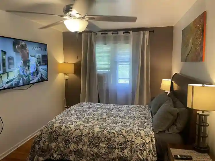 Fully furnished room shared unit