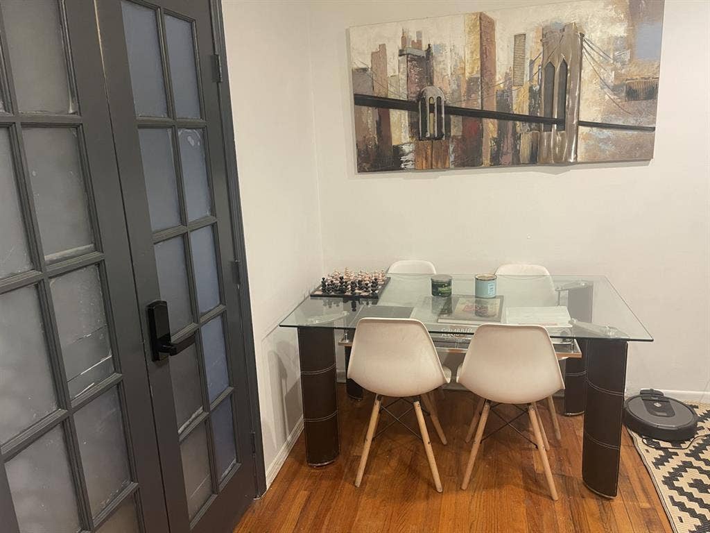 Fully furnished room shared unit