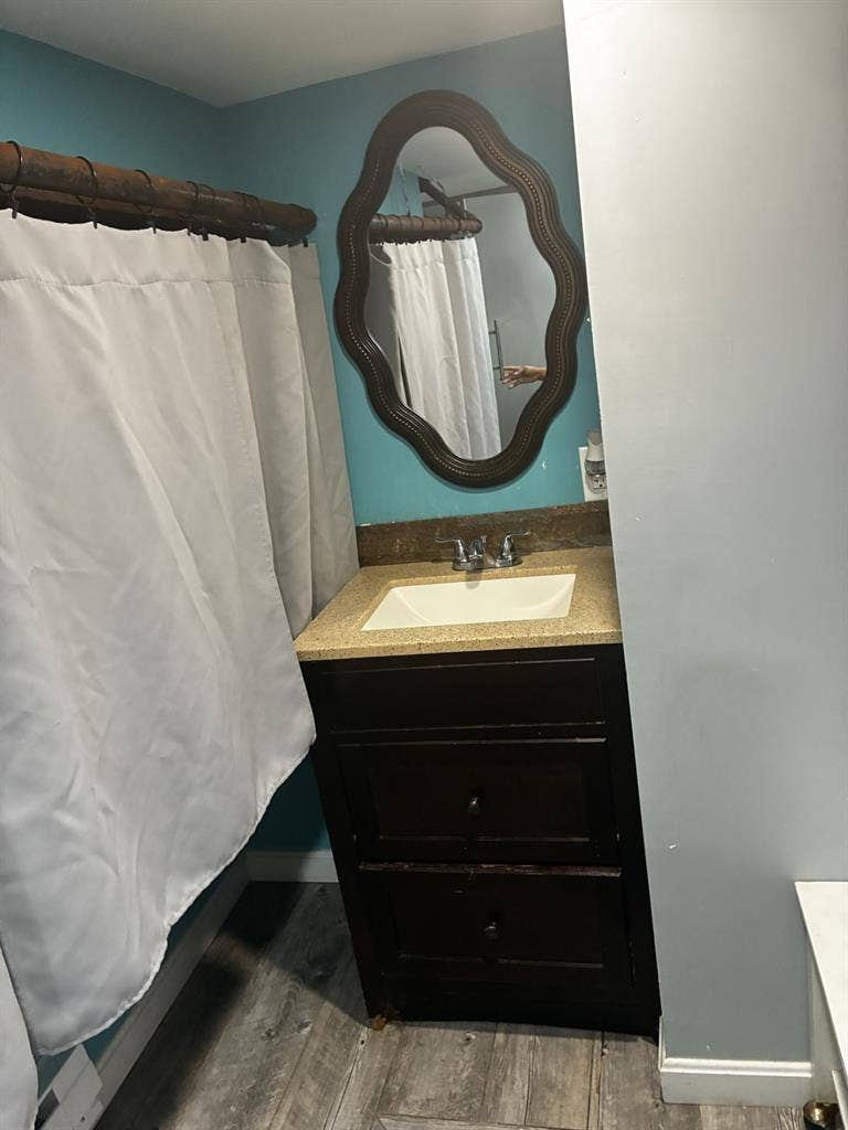 Room available for rent