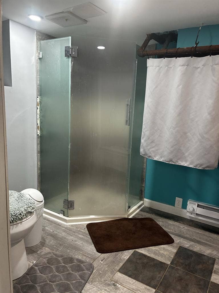 Room available for rent