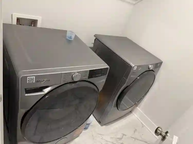 Clean, quiet, beautifully furnished