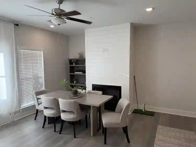 Clean, quiet, beautifully furnished