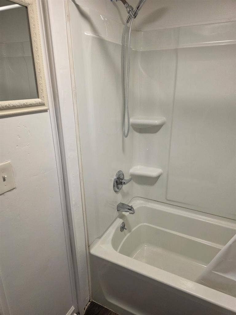 Room for rent with private bathroom