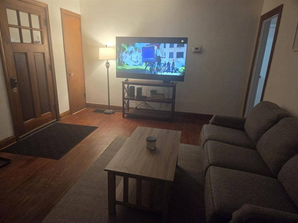 Room for rent with private bathroom