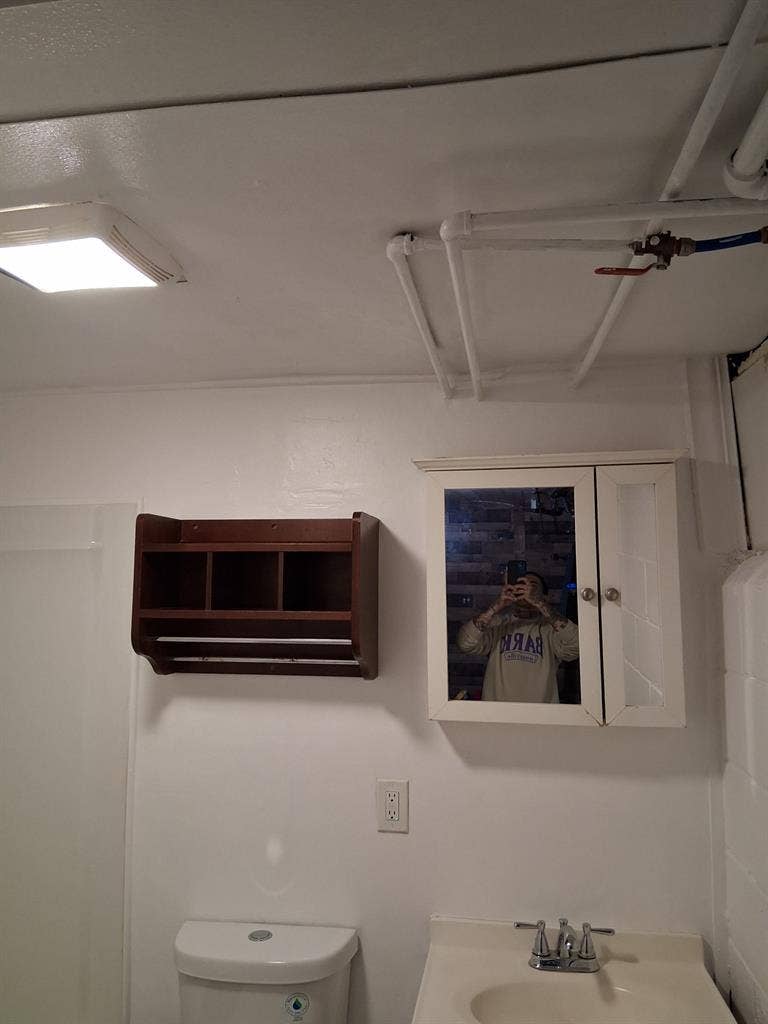 Room for rent with private bathroom