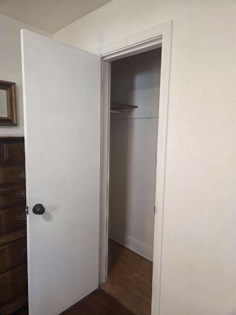 Furnished room for rent