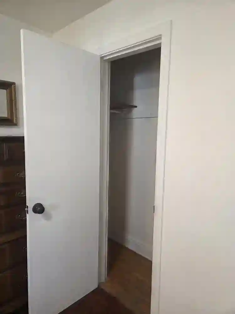 Furnished room for rent