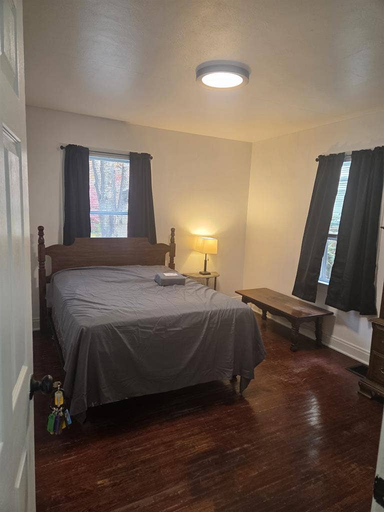 Furnished room for rent