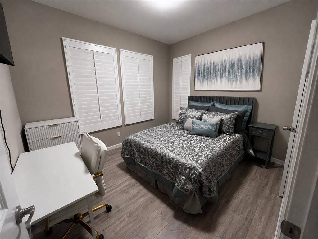 Highly Desired PortolaSpring Irvine