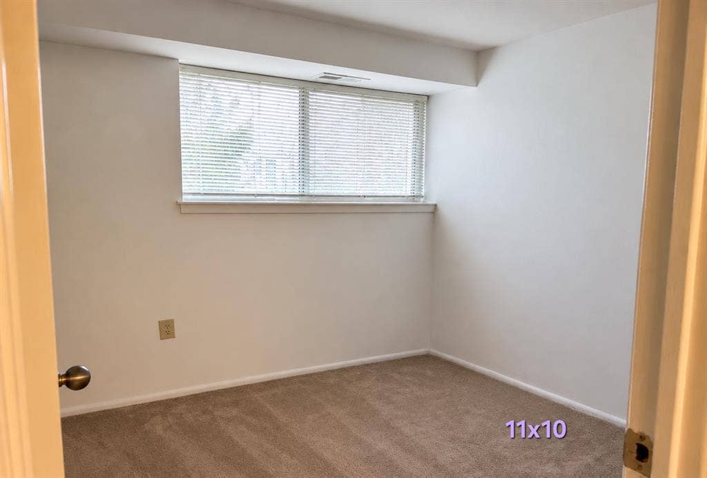 Looking for pleasant roommate