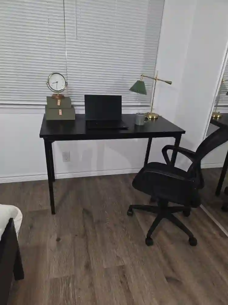 Private Room in Clean Serene House
