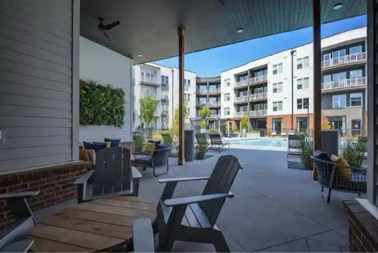 Looking for a roommate ASAP