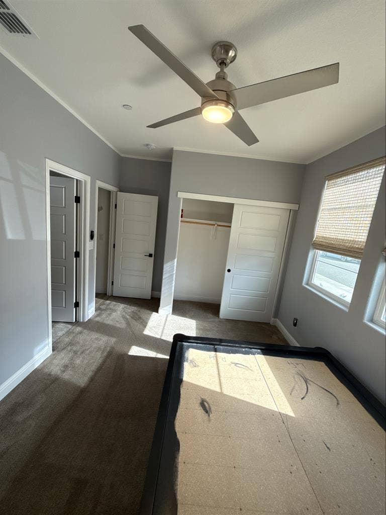 (2) Rooms Available Rent
