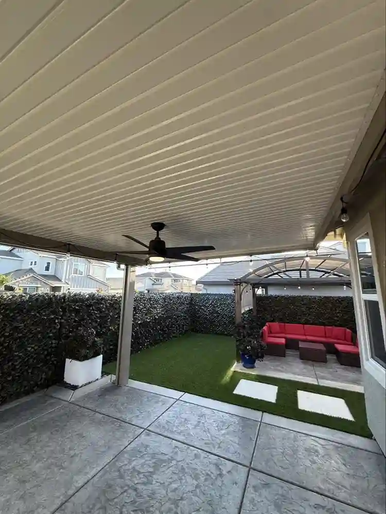 (2) Rooms Available Rent