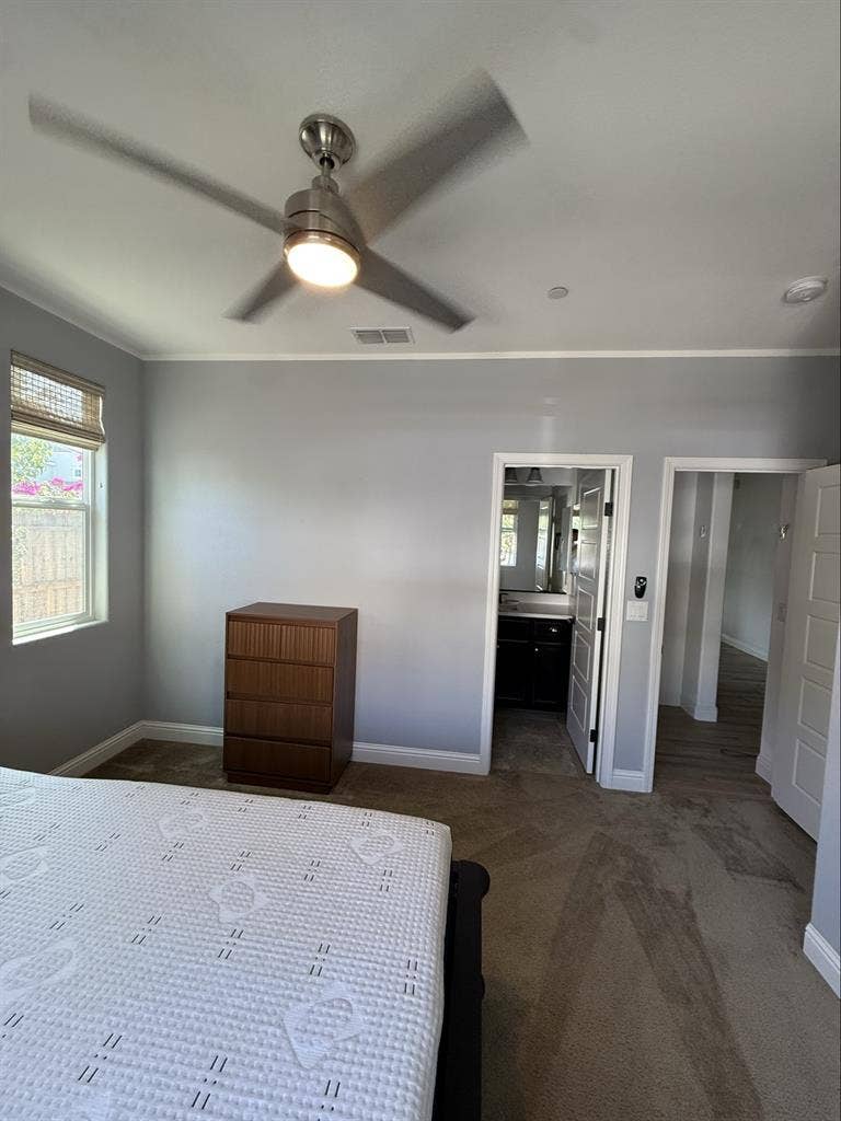 (2) Rooms Available Rent