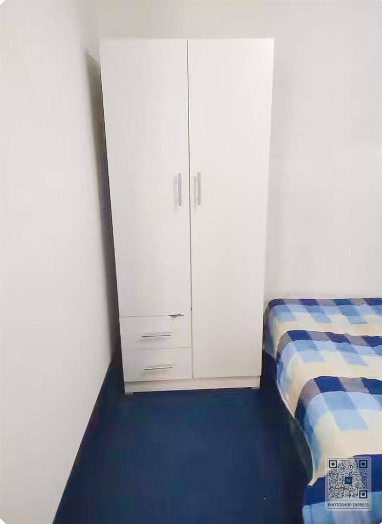 Private room in a safe, quiet area